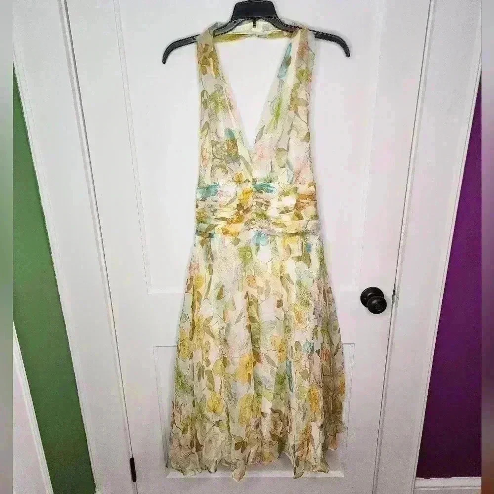 Halter Dress 100% Silk Size 14 Lined  Watercolor Pastel Floral Maggy London